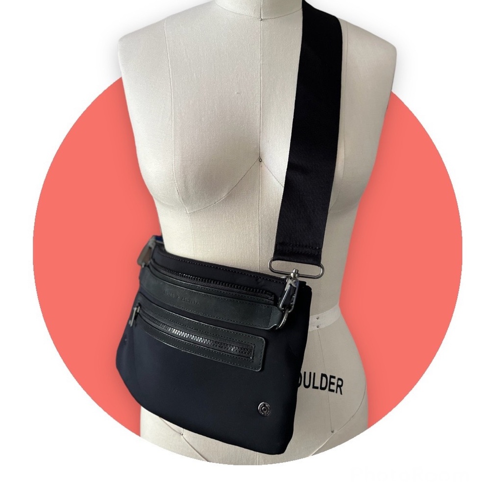 Caraa x Athleta Black Neoprene Shouder/Waistbag/Doble Zipper/ Removable Strap